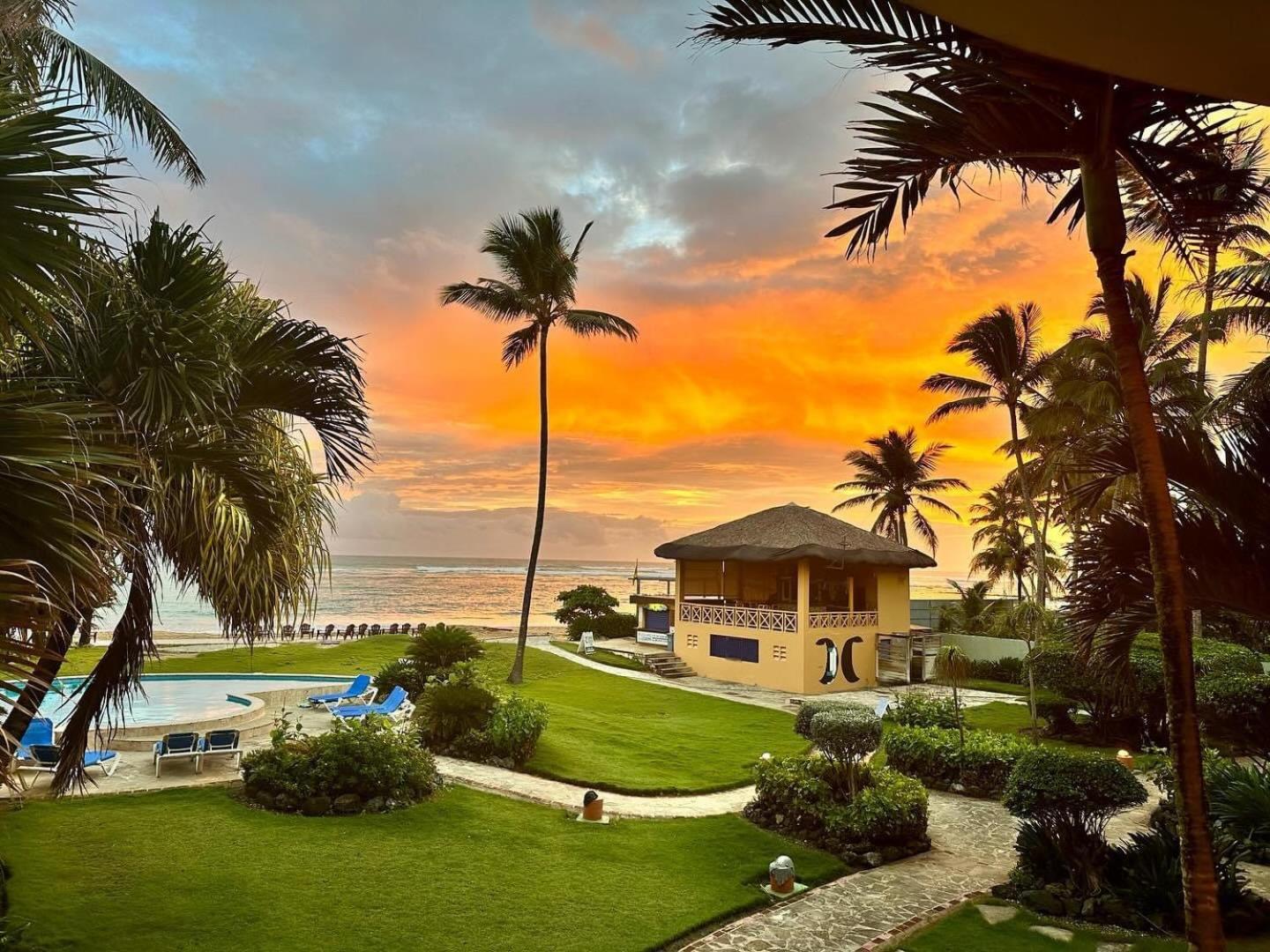 Agualina Kite Hotel Oceanfront Apartments Cabarete Ngoại thất bức ảnh