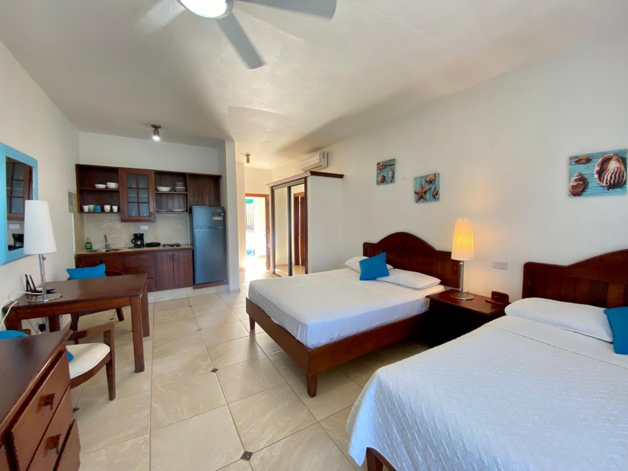 Agualina Kite Hotel Oceanfront Apartments Cabarete Ngoại thất bức ảnh